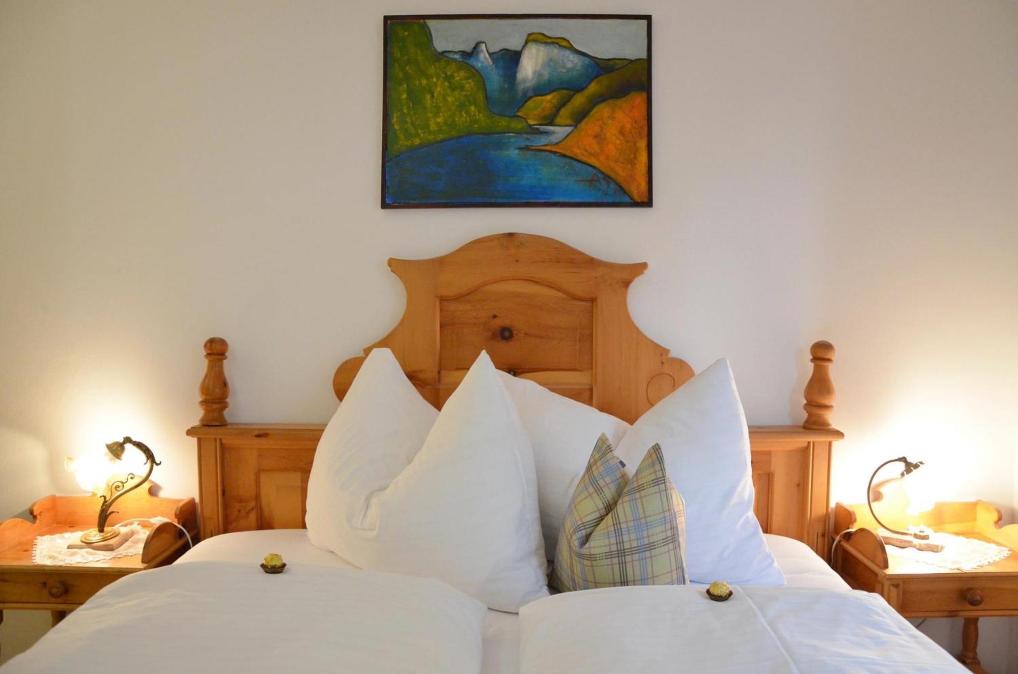 Seewirt Zauner - Contactless Check In Hallstatt Room photo