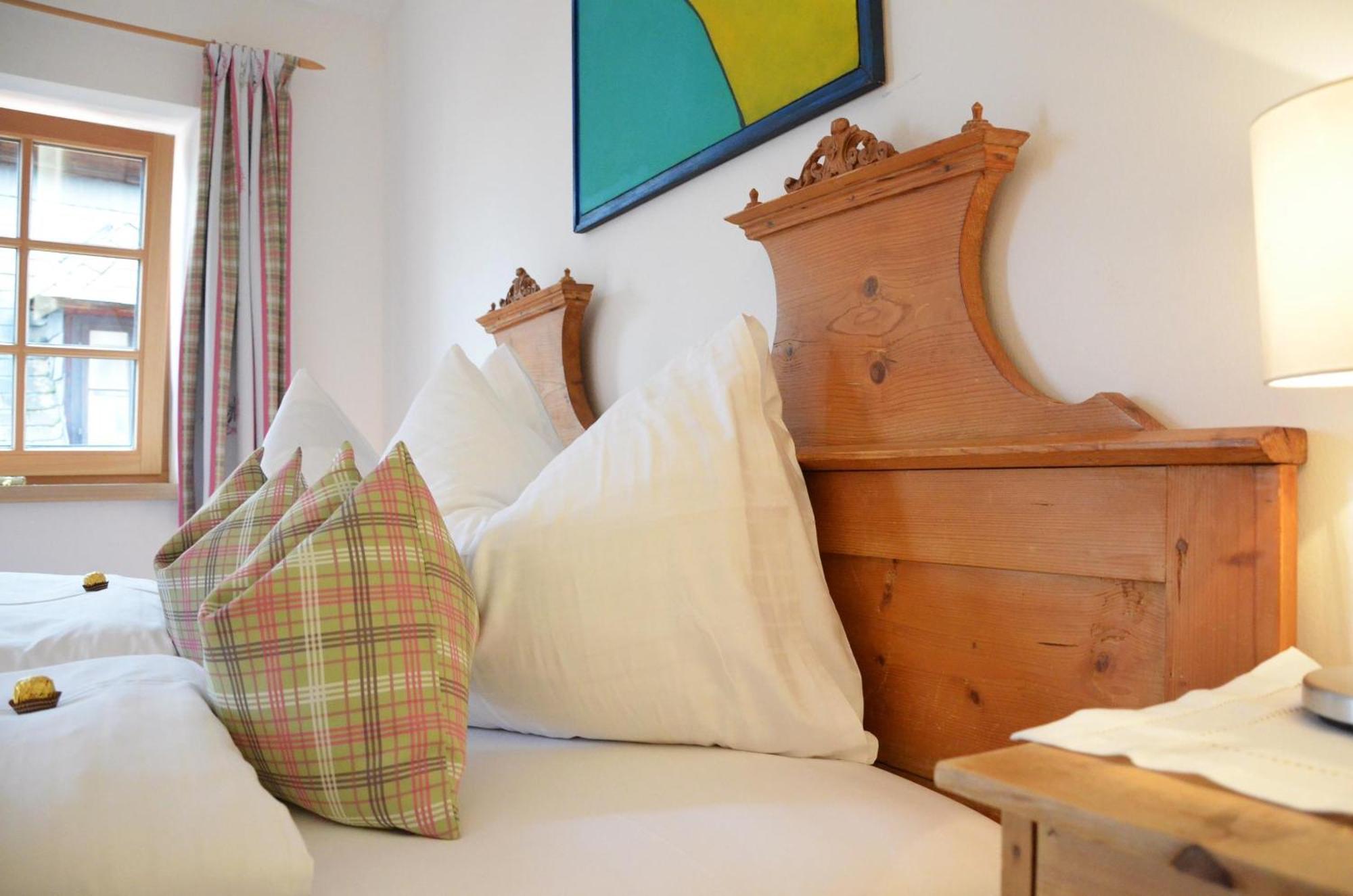 Seewirt Zauner - Contactless Check In Hallstatt Room photo